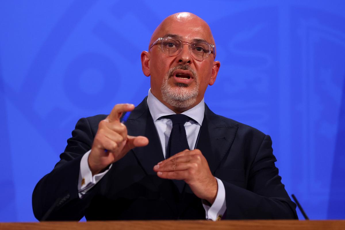 UK Vaccine Passport Plan Triggers Cross-Party Backlash