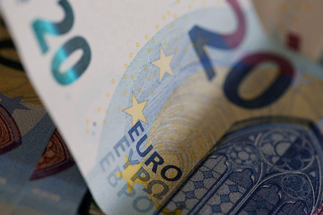 Inflation in France Rises to Near 10-Year High on Soaring Service, Energy Costs