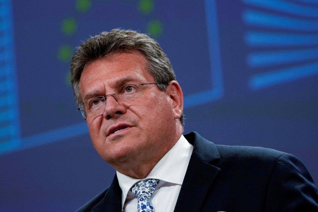 EU Rejects Reworking Northern Ireland Deal, Urges Calmer Tone