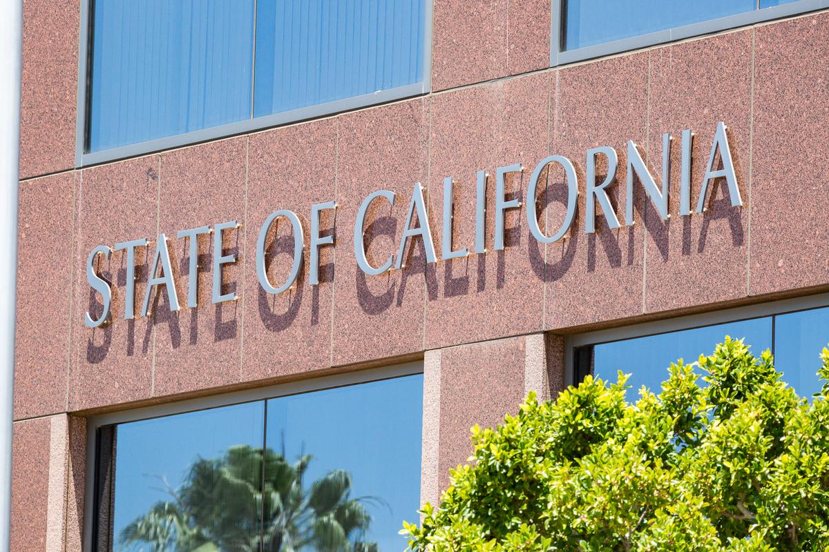 Senate Bill Requiring Apparel Factories Pay Hourly Wage Passes the Assembly