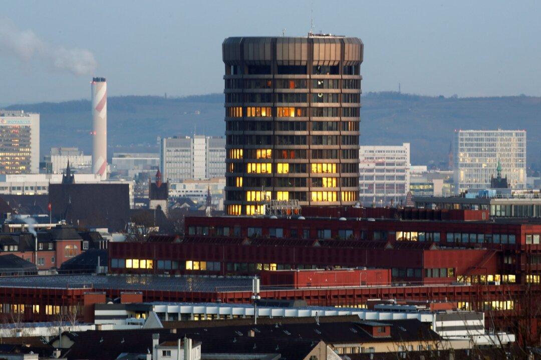 Decentralized Finance Criticized by BIS