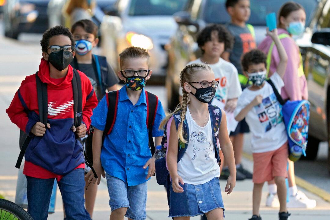 Pennsylvania School Administrators Say They Are Stuck in the Middle of Mask Debate