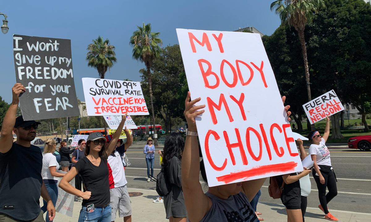 Californians Protest Forced Vaccinations of Police