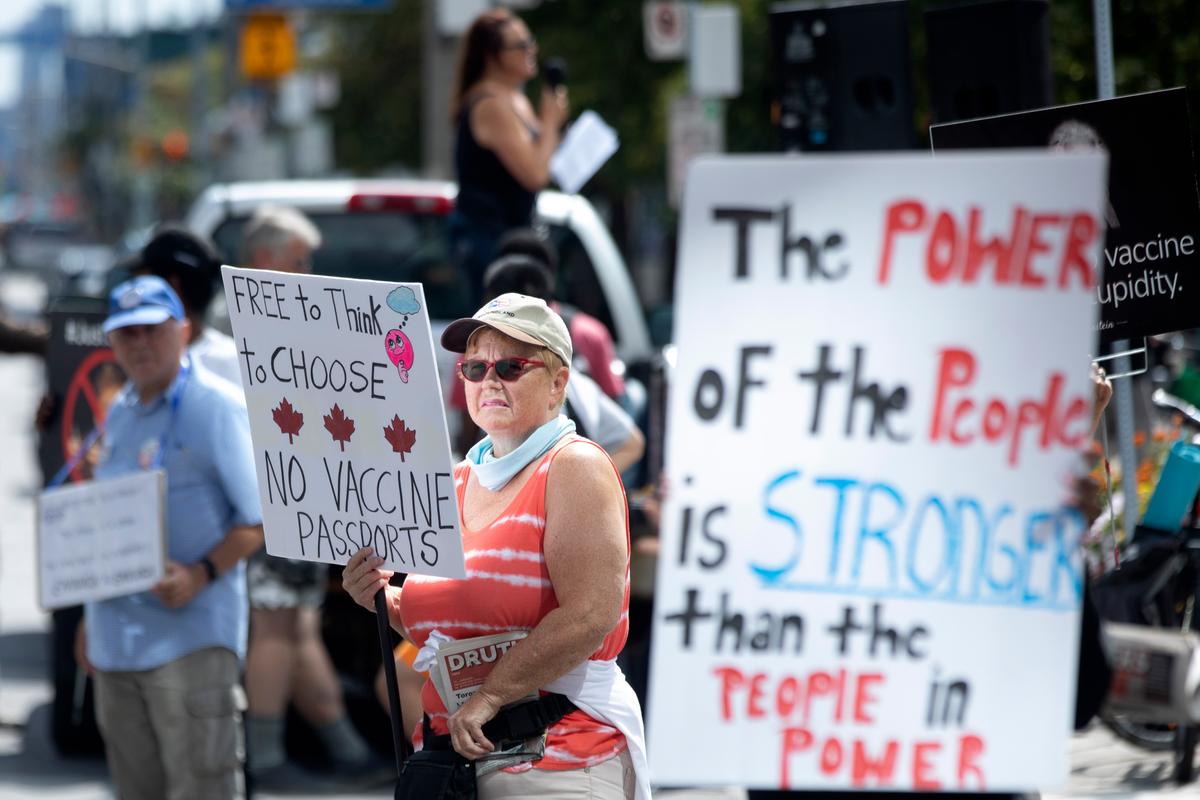Professors Call on Two Ontario Universities to Repeal Mandatory Vaccination Policies