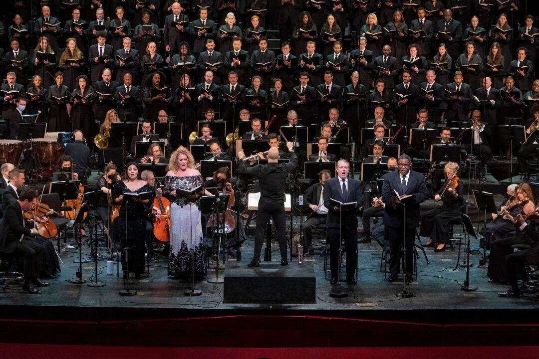 Poignant Return for Met Opera After 18-month Pandemic Pause