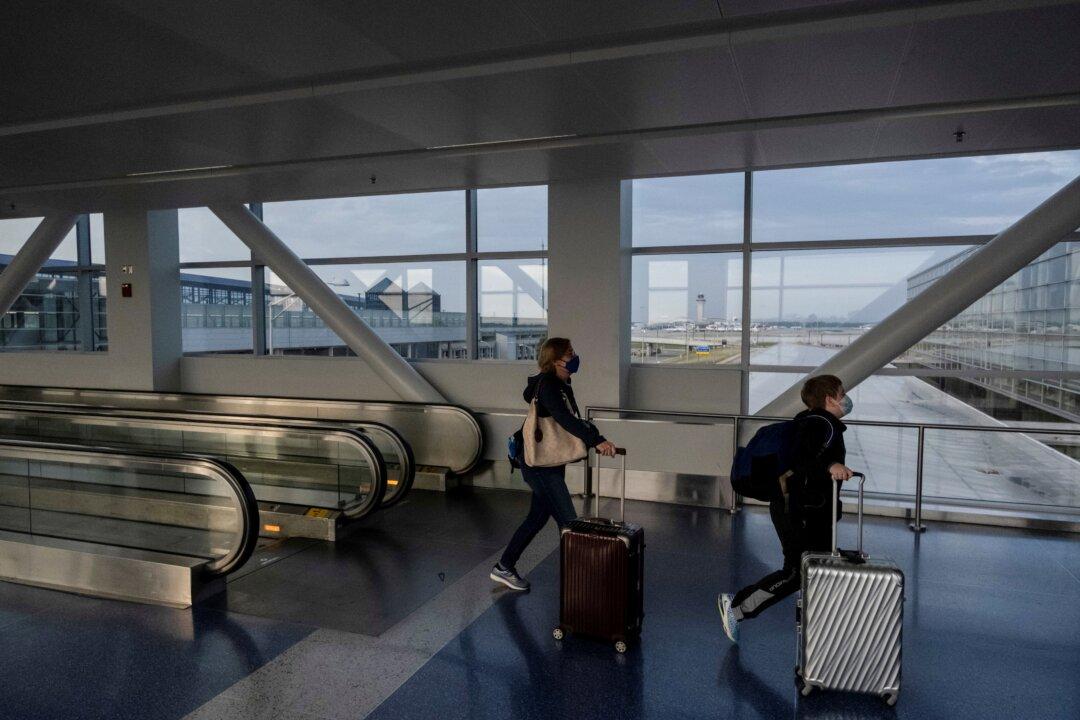 CDC Advises Against Travel to Afghanistan, Other Countries Over COVID-19