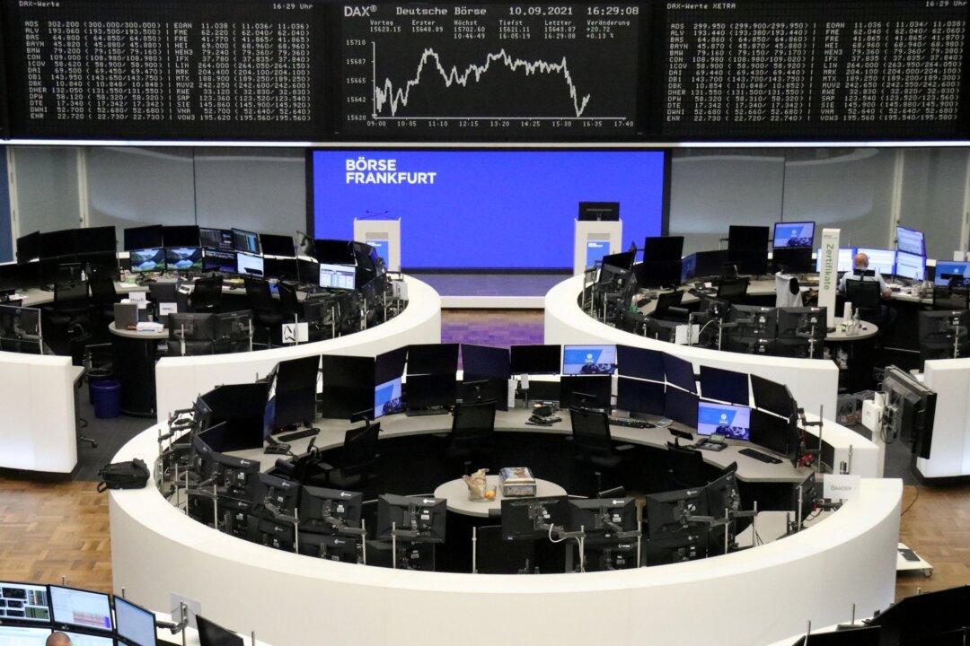 Oil, Banks Lift European Stocks on Recovery Bets