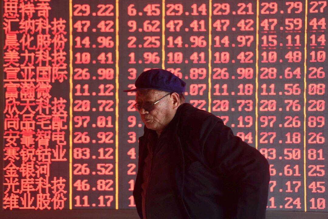 Asian Stocks’ Relative Valuations to Global Peers at 14-month Low