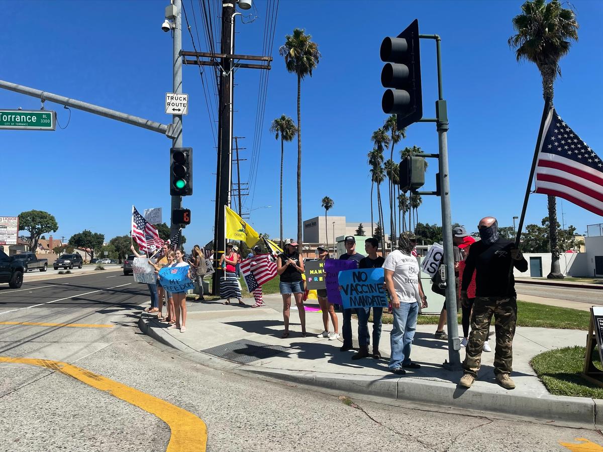South Bay Residents Protest Against Mask and Vaccine Mandates