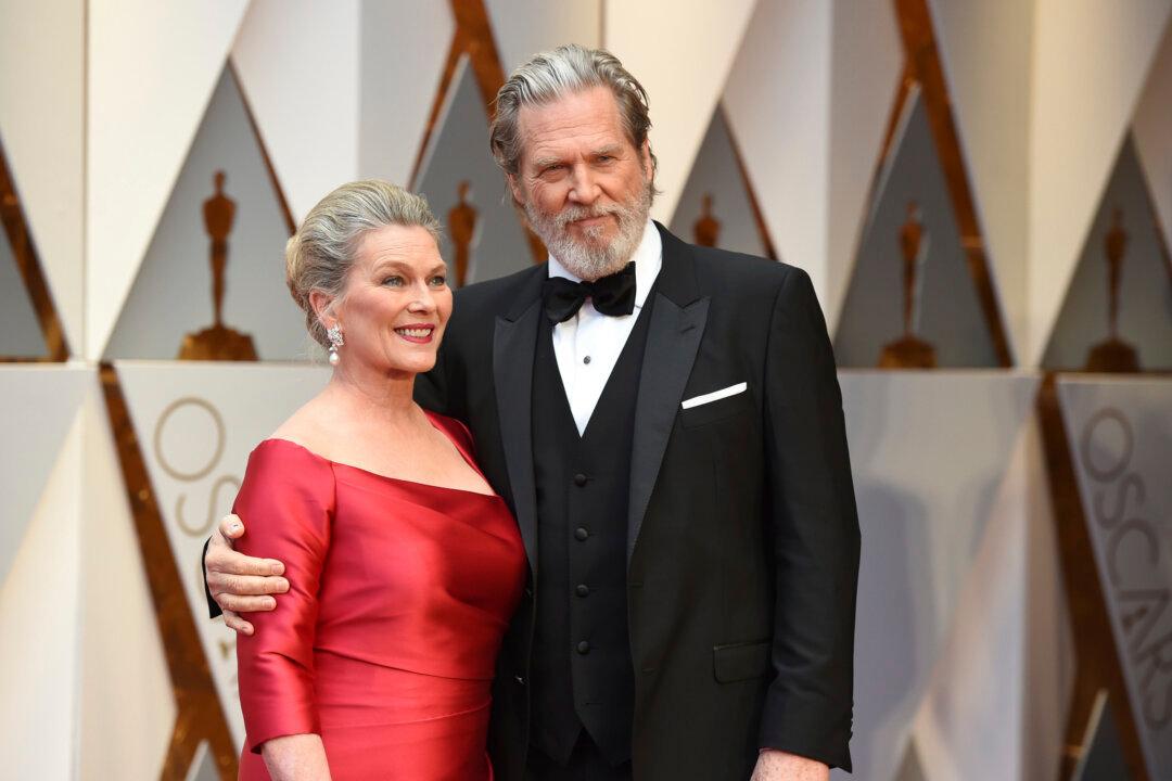 Jeff Bridges Shares the Secret to Healthy 50 Years of Marriage to Susan Geston