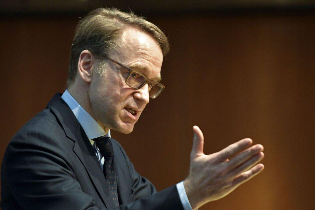 Bundesbank Chief Weidmann Quits Early With One Last Inflation Warning