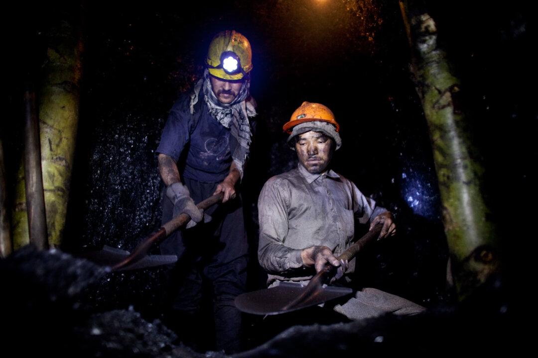 Pakistan’s Plan to Import Cheaper Coal Backfires as Afghanistan Hikes Prices