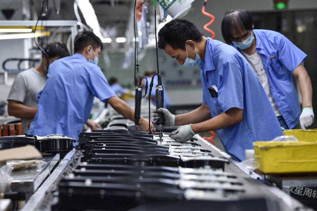 Workers in Yangtze Delta Protest Lower Wages Caused by China’s Power Cuts