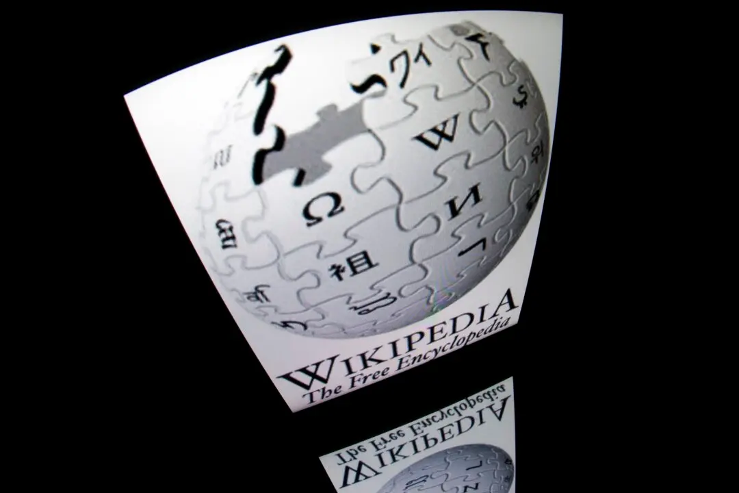 The Rise and Fall of Wikipedia