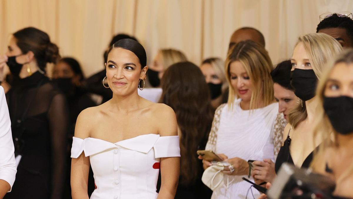 Ocasio-Cortez Faces Ethics Complaint for Accepting Ticket to Met Gala