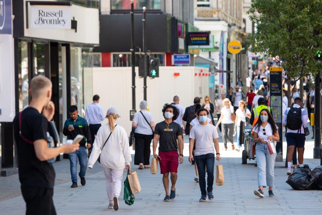 1 in 10 UK Firms Raising Prices Amid Rising Costs: Official Data