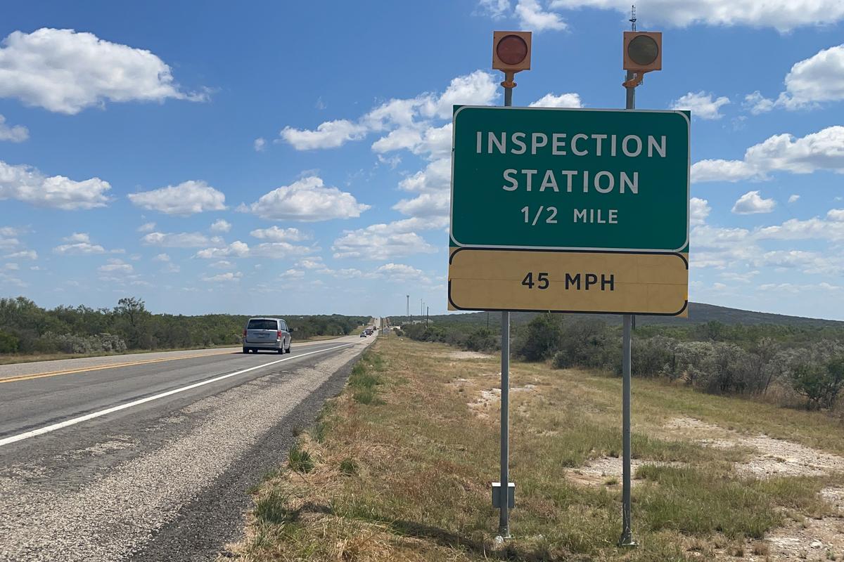 Border Patrol Checkpoints Close, Agents Sent to Del Rio Bridge