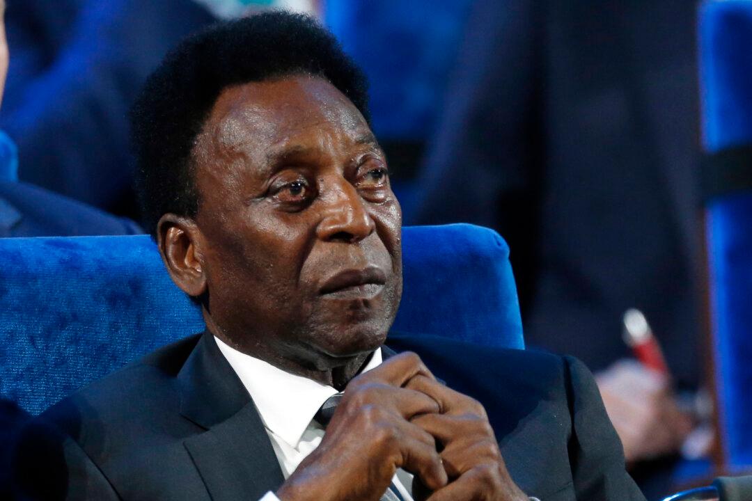 Pelé in ‘Semi-Intensive’ Care, Daughter Says He’s Doing Well