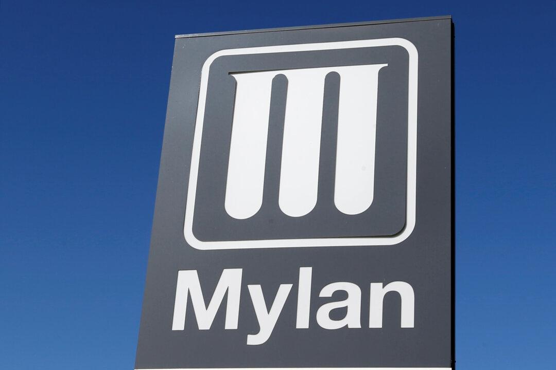 Former Mylan Executive Pleads Guilty to Insider Trading