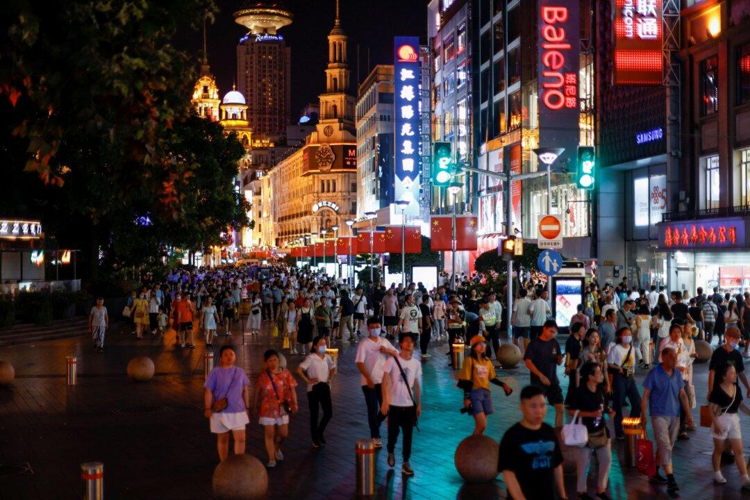 Fitch Cuts China 2021 GDP Forecast to +8.1 Percent Vs +8.4 Percent on Property Slowdown
