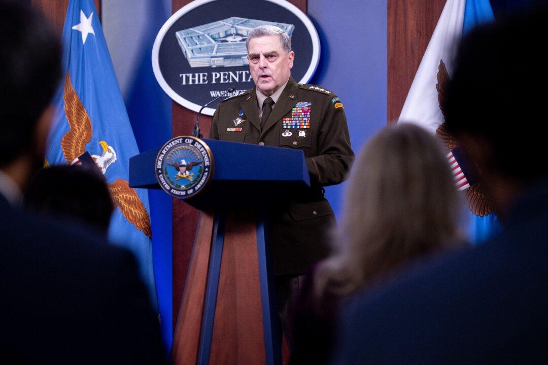 Milley’s Calls to Chinese General Could Have Jeopardized US National Security: Former Military Officials