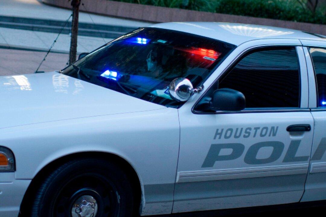 Police: Man Shot After Running Over Worker, Stabbing Another