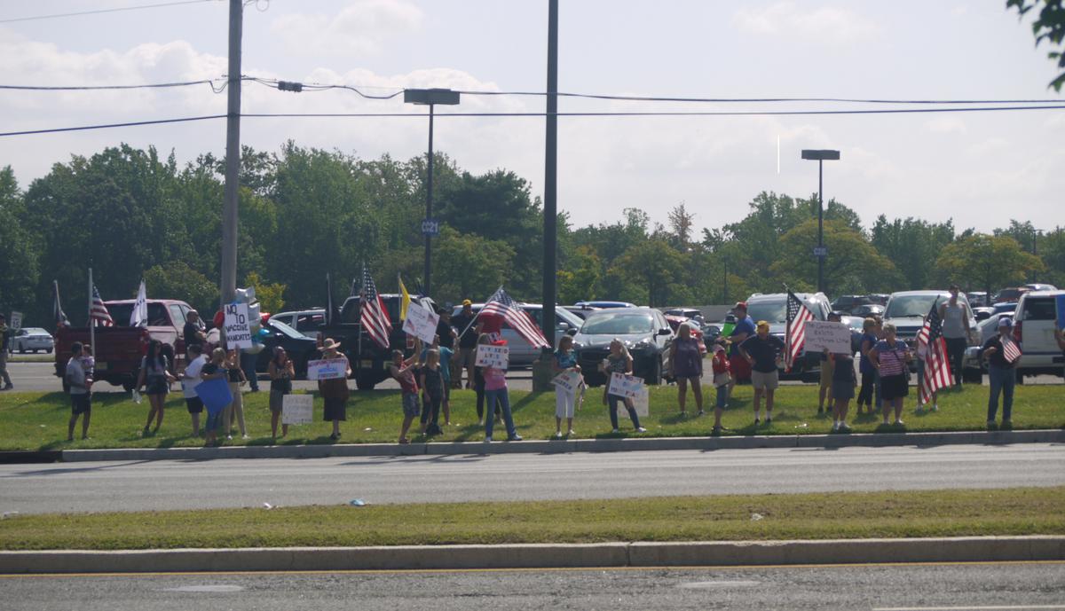 New Jerseyans Rally to Protest Vaccine Mandate, Protect Rights