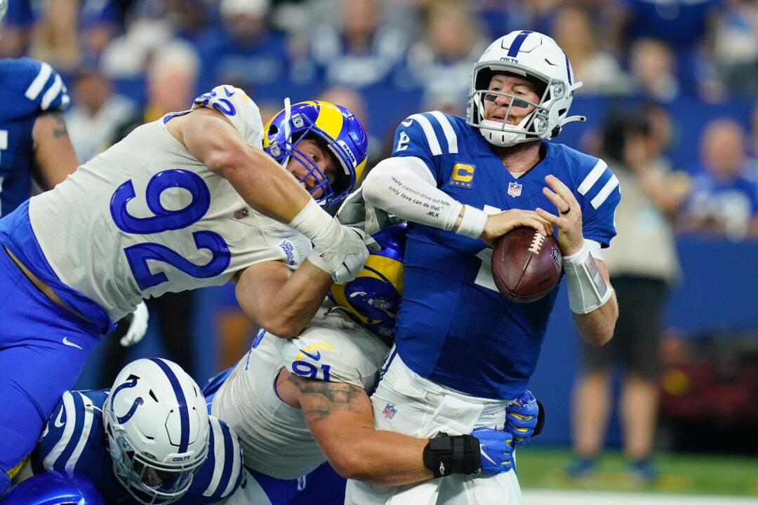Stafford Leads Rams to Late Scores in 27-24 Win Over Colts