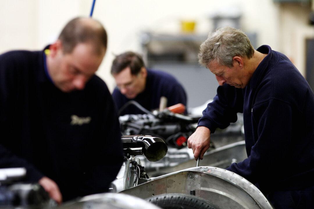 UK Employers Expect to Raise Worker Wages by 3 Percent in 2022: CIPD