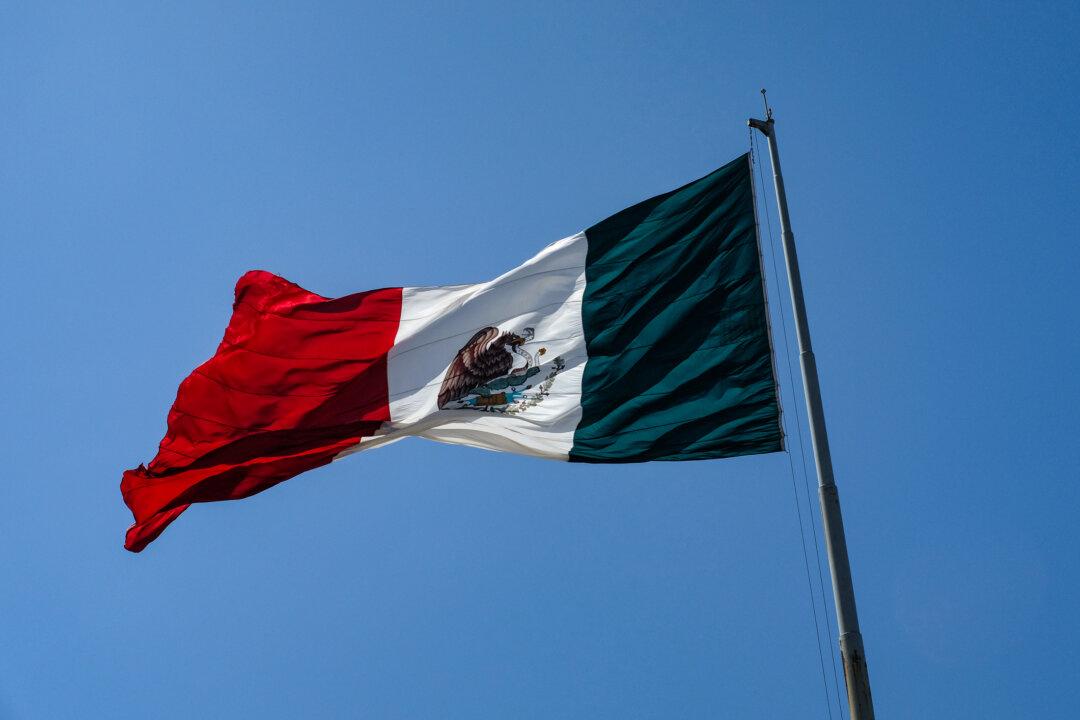 Canadian Man in Custody After Allegedly Killing Mexican Cop