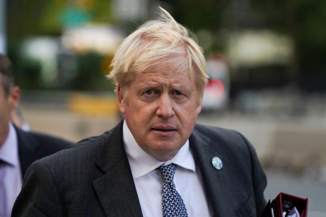 UK Government Halts Plan to Overhaul Parliament Disciplinary Process Following Backlash