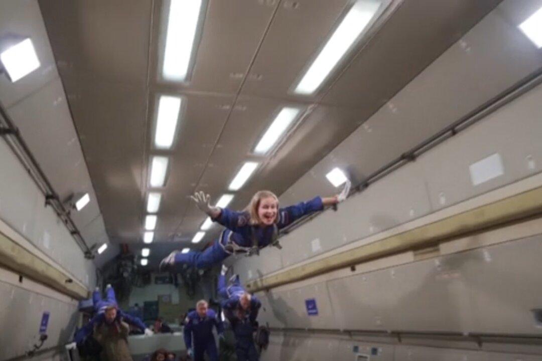 Film Crew Prepares to Make Movie in Space