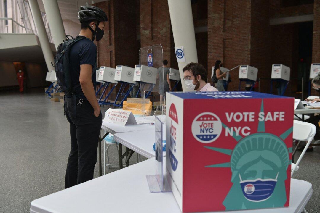NYC Lawmakers Want to Let Non-Citizens Vote in Local Elections