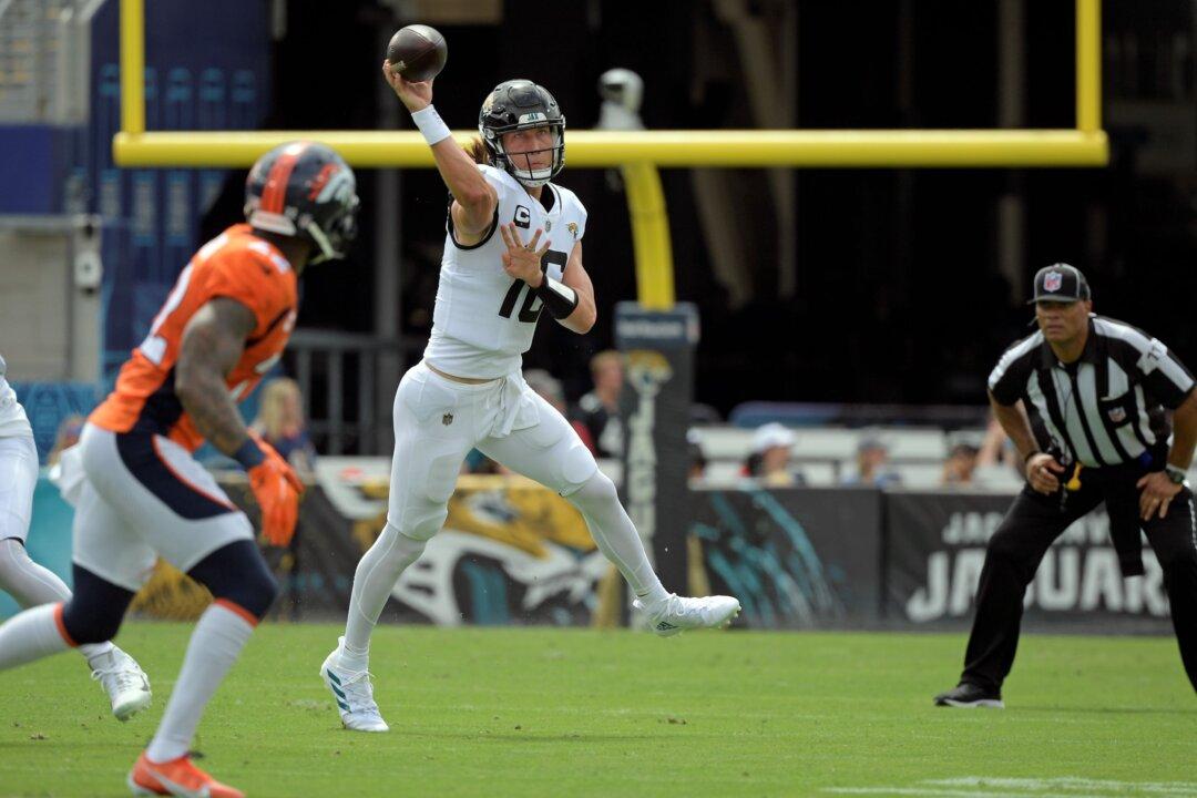 Rookie NFL Quarterbacks Struggling Through First 2 Weeks