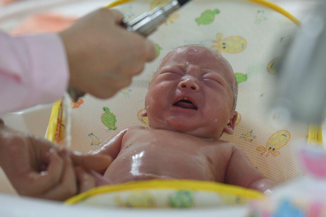 China Promotes IVF to Combat Rising Infertility Rates in its Aging Population
