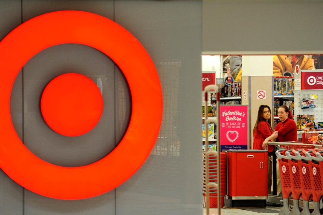 4 Indicted in Alleged Target Gift Card Fraud Scheme