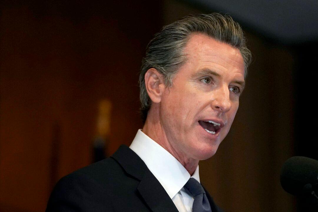 California Governor Signs Laws Aimed at Ensuring Access to Abortion