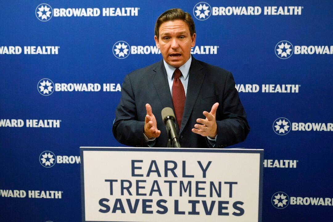 DeSantis, Medical Panel Voice Concerns Over Lockdowns, Lack of Trust Post COVID-19