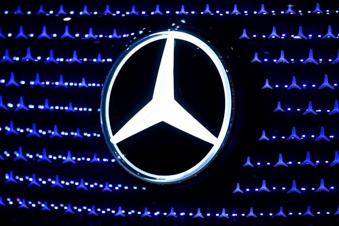 Daimler Takes 33 Percent Stake in European Battery Cell Venture Automotive Cells Company (ACC)