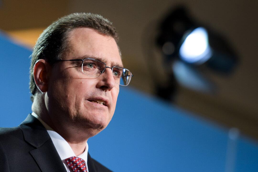 Swiss Central Bank Tracking Evergrande Woes, Swiss Banks Play Down Exposure