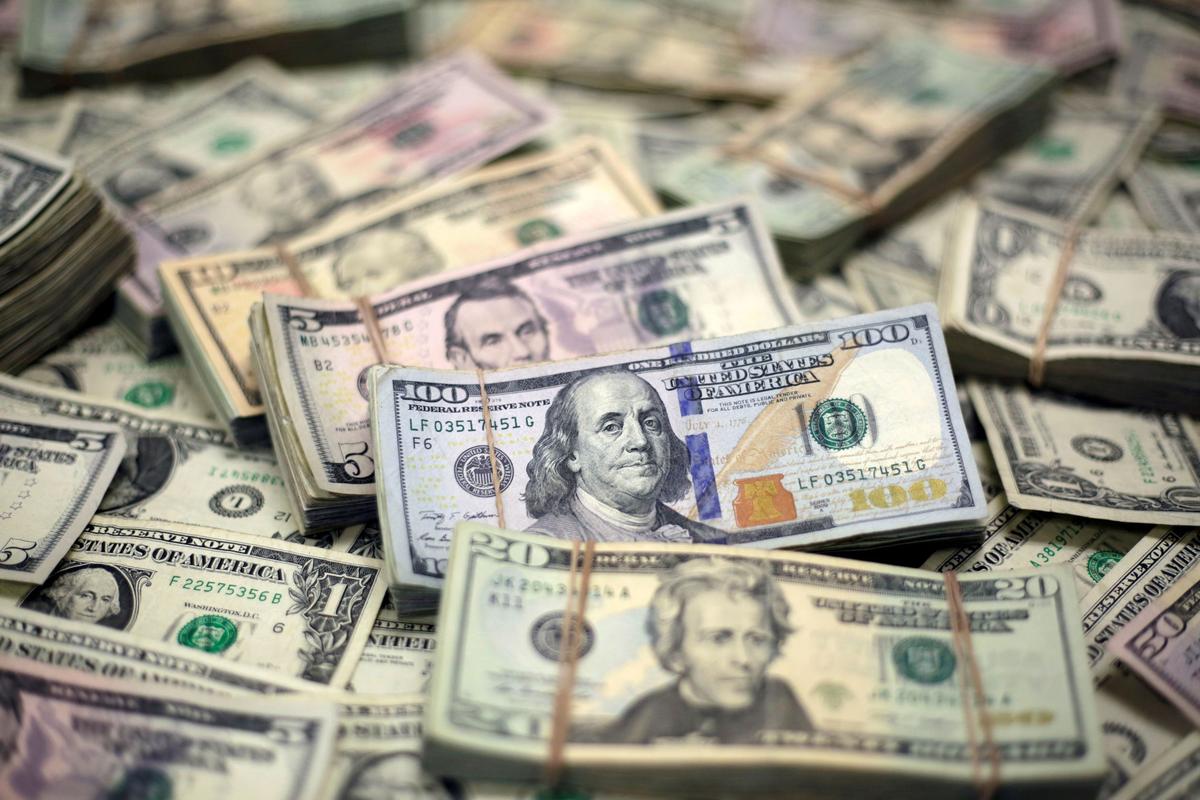 The Vacuum Effect of the US Dollar