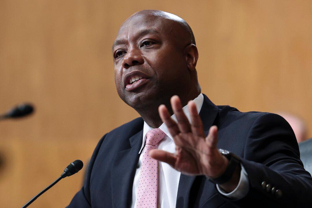 Sen. Tim Scott Vows to Sign ‘Most Conservative, Pro-Life Bill’ if Elected President