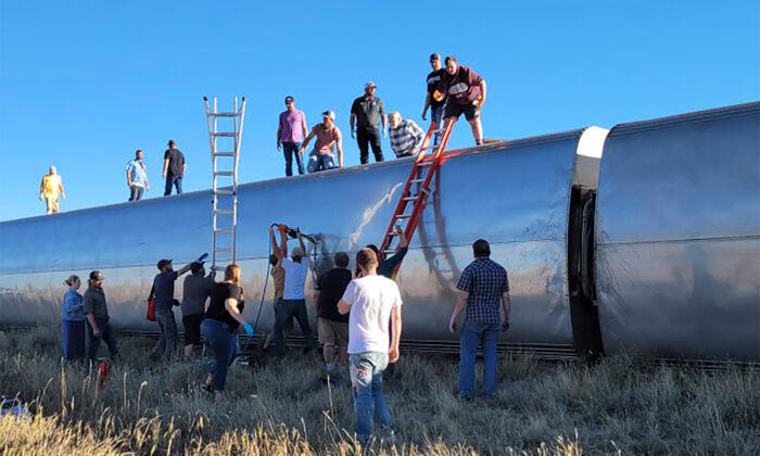 At Least 3 Dead, Multiple Injured After Amtrak Train Derails in Montana