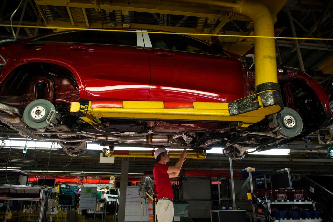 Semiconductor Shortages to Cost Auto Industry $210 Billion in Revenue This Year