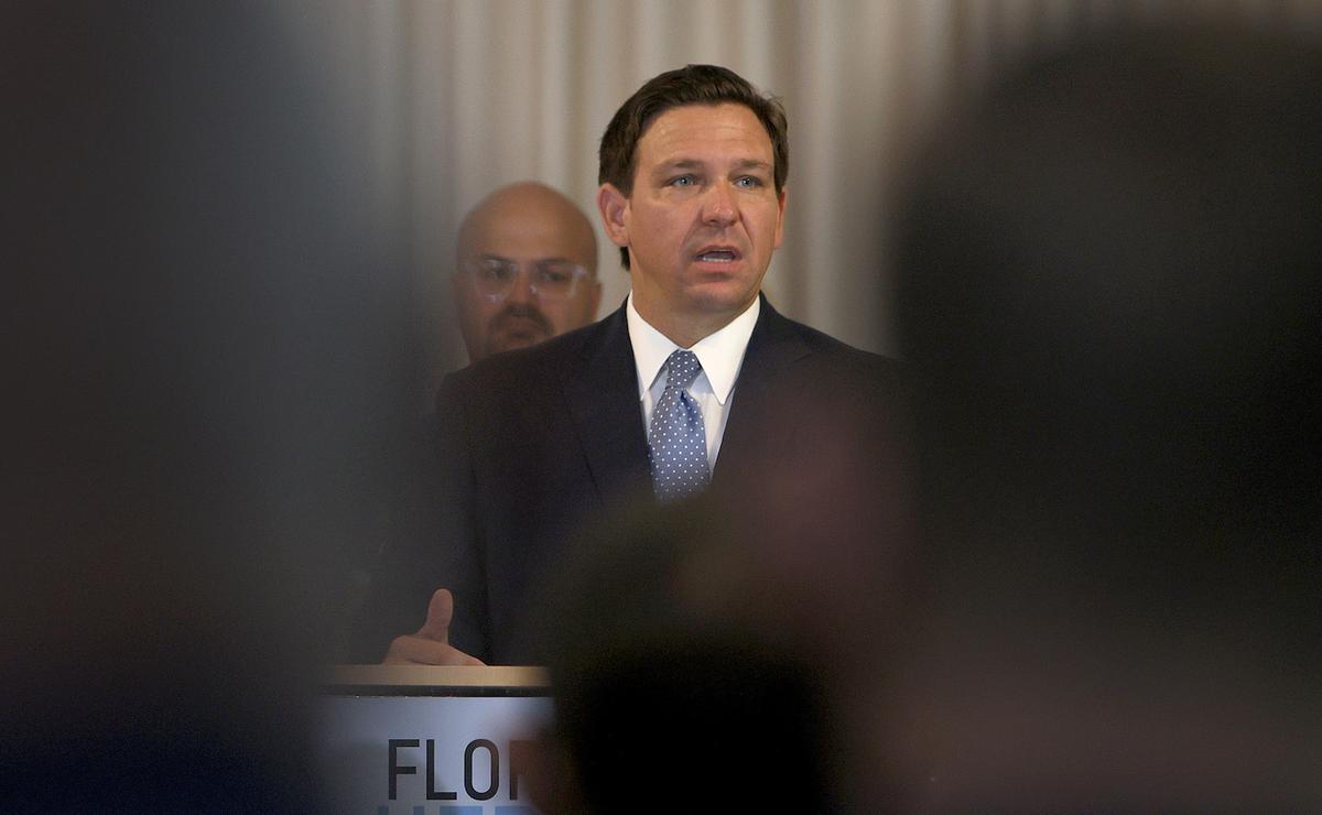 Florida Governor Signs Executive Order to Deal With ‘Reckless Immigration Policies’