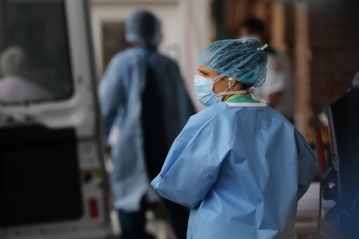 NY Healthcare Workers, Teachers Likely Ineligible for Unemployment If Fired Over Vaccine Mandate