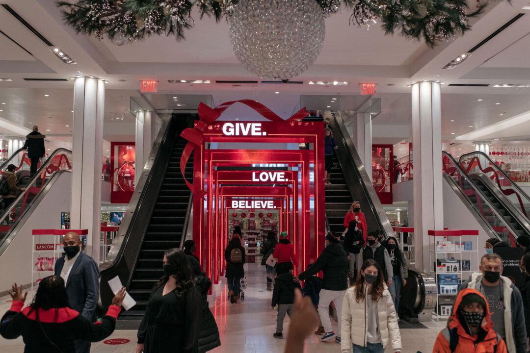 Consumers Brace for Even More Inflation This Christmas Shopping Season