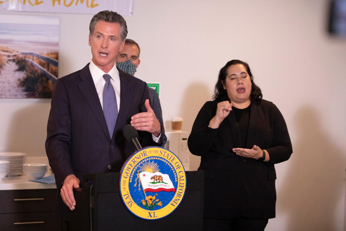 Newsom Signs 7 Bills to Address Homelessness