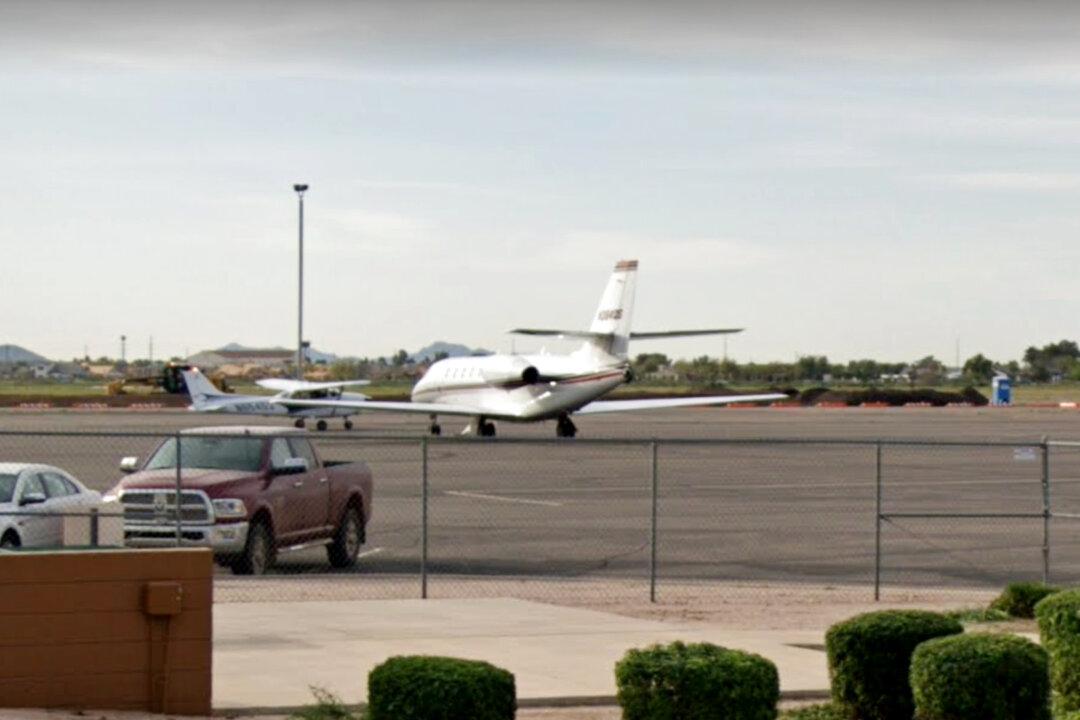 Helicopter and Plane Collide Midair in Arizona; 2 Killed