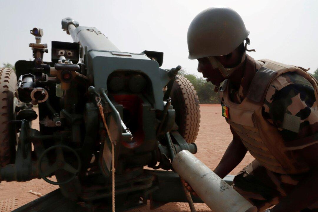 Mali Receives Four Helicopters and Weapons From Russia